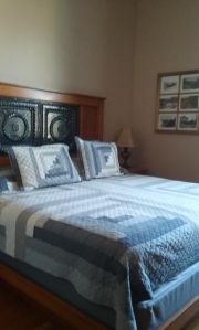 The "iron" theme is carried out throughout the inn.